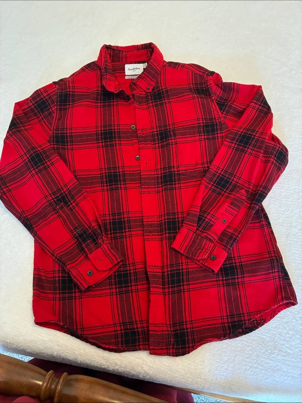 Goodfellow & Co Red and Black Plaid Button-Down flannel Shirt